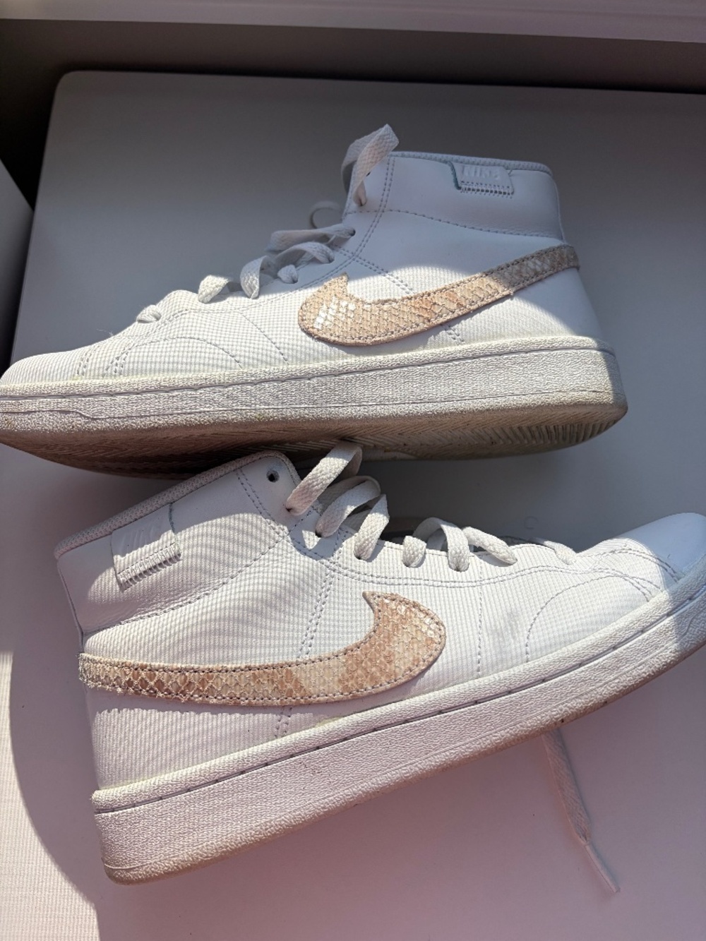 Nike Women's Nike Court Royale 2 Mid- snakeskin size 7